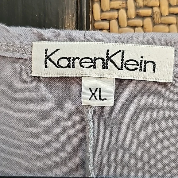 The COOLEST Dress! - Picture 3 of 7